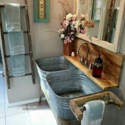 Baño para los clientes de la tienda La Alcachofa 